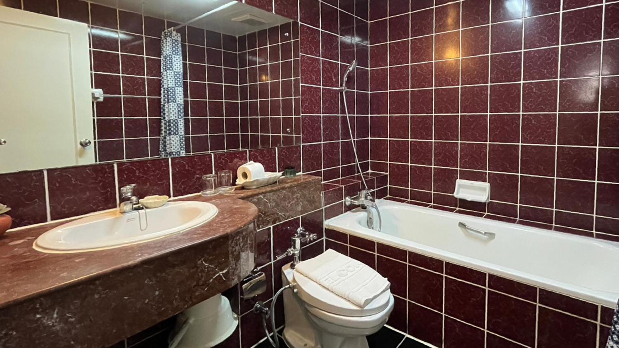 Yellow Ribbon Hills Boutique Suites Бангкок Экстерьер фото
