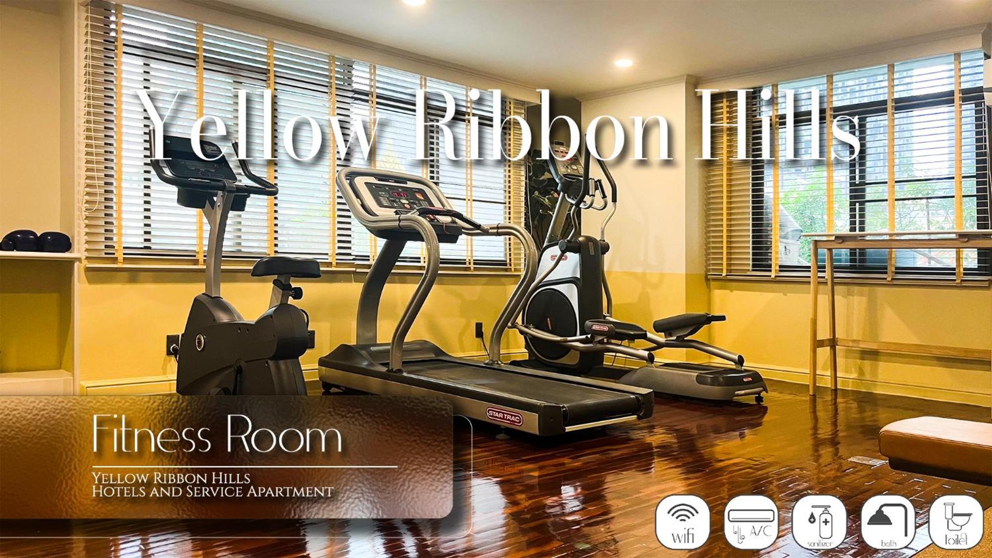 Yellow Ribbon Hills Boutique Suites Бангкок Экстерьер фото