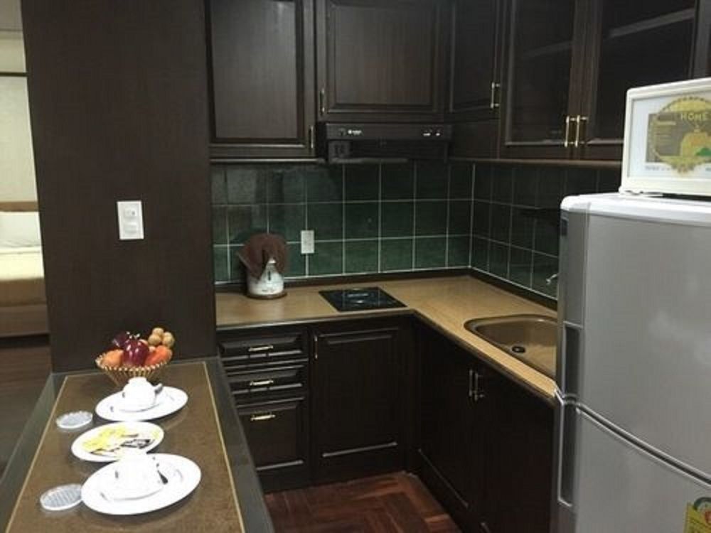 Yellow Ribbon Hills Boutique Suites Бангкок Экстерьер фото